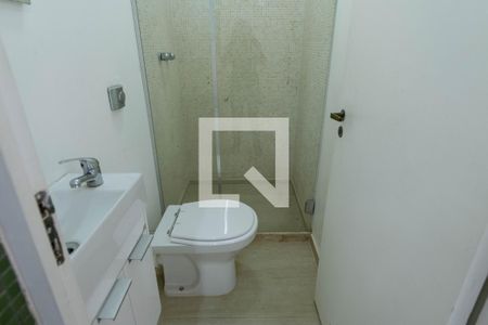 Apartamento para alugar com 328m², 4 quartos e 2 vagasBanheiro de Serviço