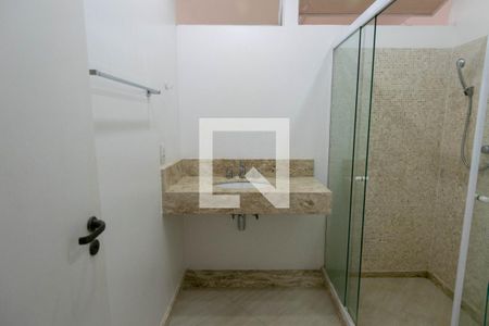 Apartamento para alugar com 328m², 4 quartos e 2 vagasBanheiro Social