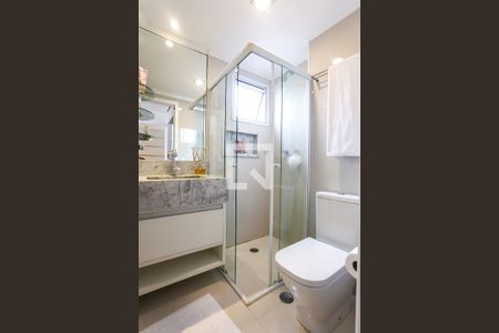 Apartamento para alugar com 75m², 1 quarto e 1 vaga Apartamento para alugar com 75m², 1 quarto e 1 vagaBanheiro da Suíte 1