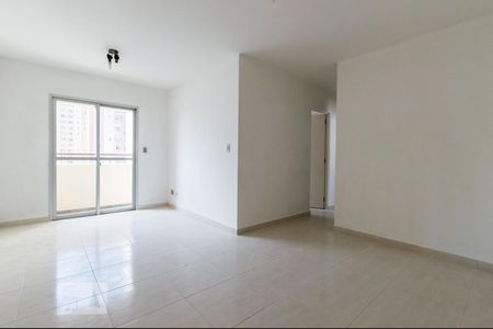 Sala de apartamento para alugar com 3 quartos, 70m² em Continental, Osasco