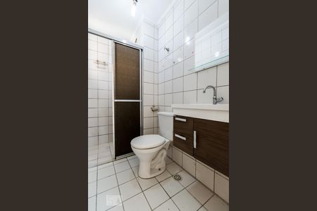Banheiro de apartamento para alugar com 3 quartos, 70m² em Continental, Osasco