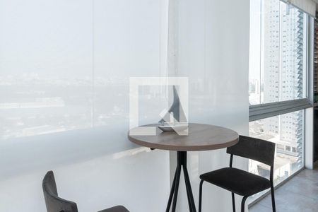 Apartamento para alugar com 40m², 1 quarto e 1 vaga Apartamento para alugar com 40m², 1 quarto e 1 vagaVaranda