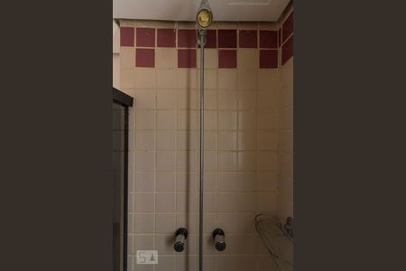 Apartamento para alugar com 70m², 3 quartos e 2 vagasChuveiro Banheiro suíte 