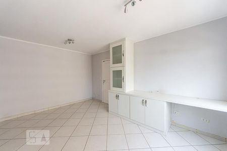 Sala de estar de apartamento para alugar com 1 quarto, 42m² em Vila Madalena, São Paulo