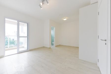 Studio para alugar com 33m², 1 quarto e 1 vagaKitnet