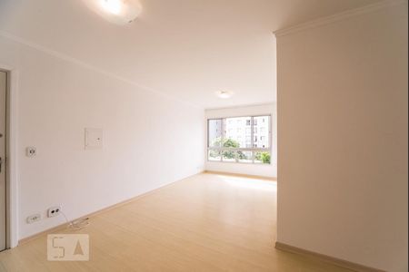 Sala de apartamento para alugar com 2 quartos, 63m² em Moema, São Paulo