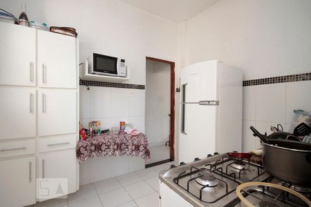 Apartamento para alugar com 96m², 2 quartos e sem vagaCozinha