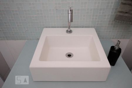 Banheiro de apartamento para alugar com 2 quartos, 96m² em Bela Vista, São Paulo