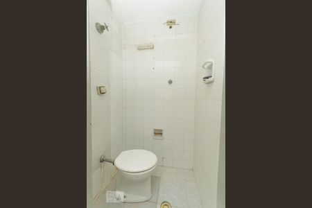 Apartamento para alugar com 70m², 2 quartos e sem vagaBanheiro de serviço