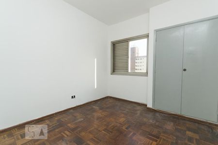 Quarto 1 de apartamento para alugar com 2 quartos, 70m² em Ipiranga, São Paulo