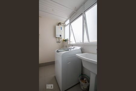 Lavanderia de apartamento para alugar com 2 quartos, 90m² em Cerqueira César, São Paulo