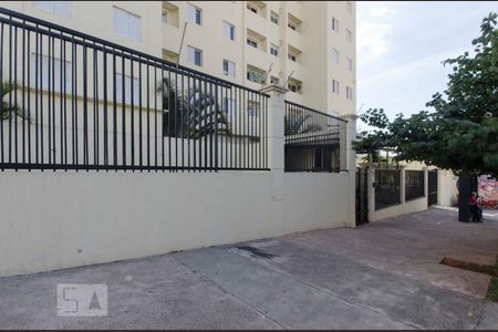 Apartamento para alugar com 54m², 3 quartos e 1 vagaFachada