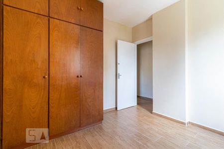 Quarto 1 de apartamento para alugar com 3 quartos, 136m² em Alphaville Industrial, Barueri