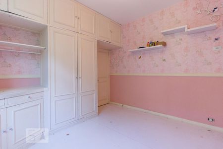 Apartamento à venda com 206m², 4 quartos e 2 vagasQuarto 2