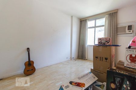 Apartamento à venda com 206m², 4 quartos e 2 vagasSuíte 1