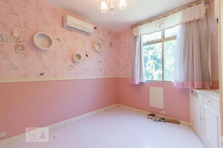 Apartamento à venda com 206m², 4 quartos e 2 vagasQuarto 2