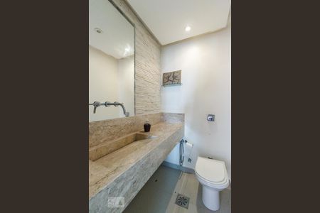 Apartamento à venda com 206m², 4 quartos e 2 vagasLavabo