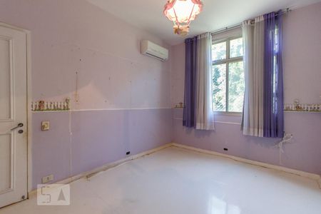 Apartamento à venda com 206m², 4 quartos e 2 vagasQuarto 1