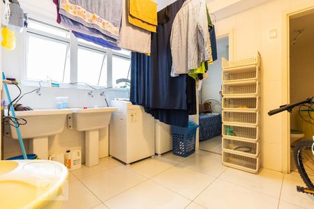 Apartamento à venda com 317m², 4 quartos e 4 vagasÁrea de Serviço