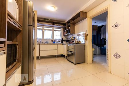 Apartamento à venda com 317m², 4 quartos e 4 vagasCozinha