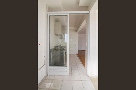 Área de serviço de apartamento para alugar com 1 quarto, 66m² em Vila Anastácio, São Paulo