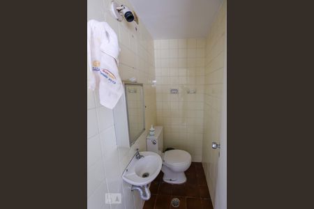 Apartamento à venda com 108m², 3 quartos e 2 vagasBanheiro de Serviço