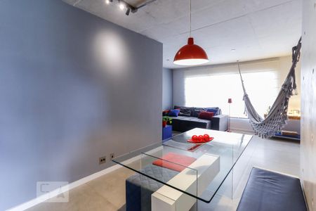 Apartamento à venda com 70m², 1 quarto e 1 vaga Apartamento à venda com 70m², 1 quarto e 1 vagaSala de Jantar