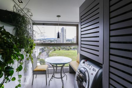 Apartamento à venda com 70m², 1 quarto e 1 vaga Apartamento à venda com 70m², 1 quarto e 1 vagaÁrea de Serviço