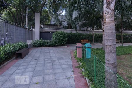 Apartamento à venda com 70m², 1 quarto e 1 vaga