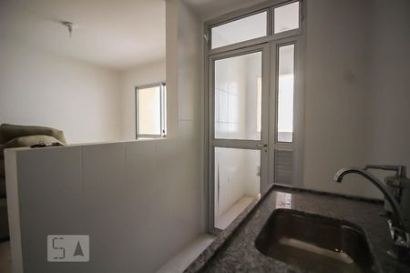 Cozinha de apartamento para alugar com 2 quartos, 60m² em Picanço, Guarulhos