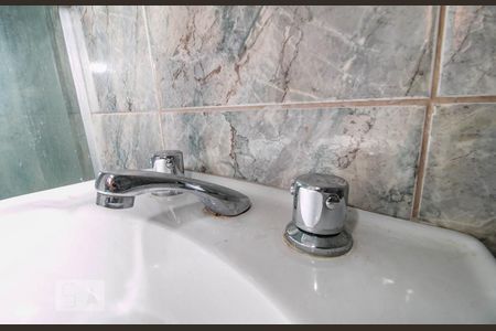 Apartamento à venda com 90m², 2 quartos e 1 vagaTorneiras banheiro