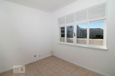 Apartamento à venda com 90m², 2 quartos e 1 vagaSala 2
