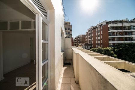 Apartamento à venda com 90m², 2 quartos e 1 vagaVaranda sala 1