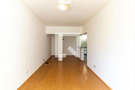 Sala de apartamento à venda com 3 quartos, 96m² em Vila Buarque, São Paulo
