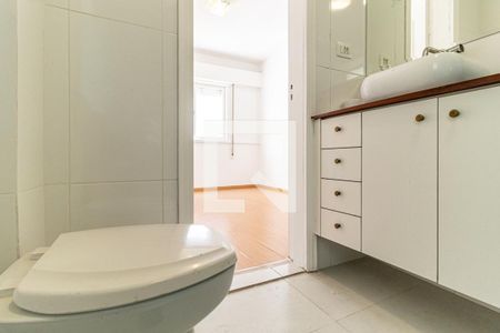 Apartamento à venda com 96m², 3 quartos e 1 vagaBanheiro da Suíte