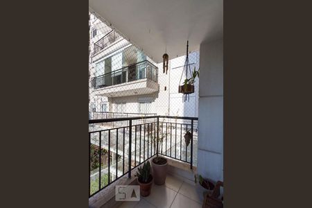 Apartamento à venda com 46m², 1 quarto e 1 vagaVARANDA