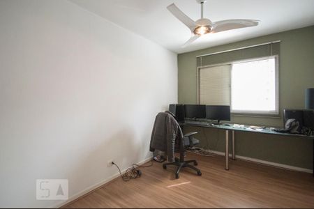 Apartamento para alugar com 100m², 3 quartos e 1 vagaQuarto 02