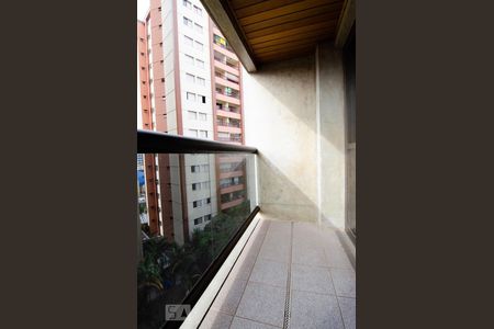 Sacada de apartamento para alugar com 1 quarto, 54m² em Botafogo, Campinas