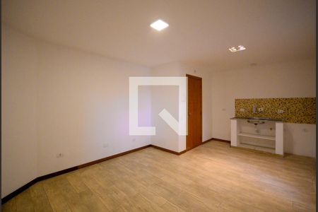 Quarto/Cozinha  de kitnet/studio para alugar com 1 quarto, 30m² em Saúde, São Paulo