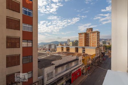 Vista da sala de apartamento para alugar com 2 quartos, 60m² em Floresta, Belo Horizonte