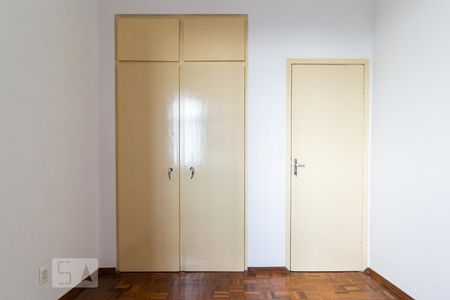 Quarto 1 de apartamento para alugar com 2 quartos, 60m² em Floresta, Belo Horizonte