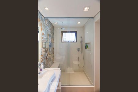 Apartamento à venda com 132m², 2 quartos e 3 vagasBANHEIRO SUITE