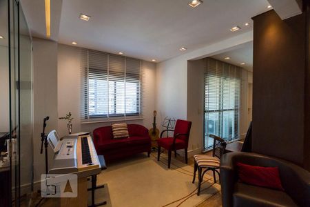 Apartamento à venda com 132m², 2 quartos e 3 vagasSALA