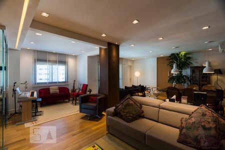 Apartamento à venda com 132m², 2 quartos e 3 vagasSALA