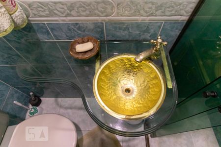 Apartamento para alugar com 130m², 3 quartos e 1 vaga Apartamento para alugar com 130m², 3 quartos e 1 vagaBanheiro social 1