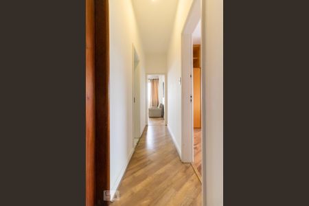 Apartamento para alugar com 130m², 3 quartos e 1 vaga Apartamento para alugar com 130m², 3 quartos e 1 vagaCorredor