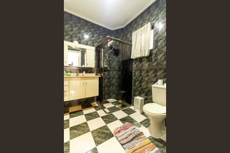 Apartamento para alugar com 130m², 3 quartos e 1 vaga Apartamento para alugar com 130m², 3 quartos e 1 vagaBanheiro social 2