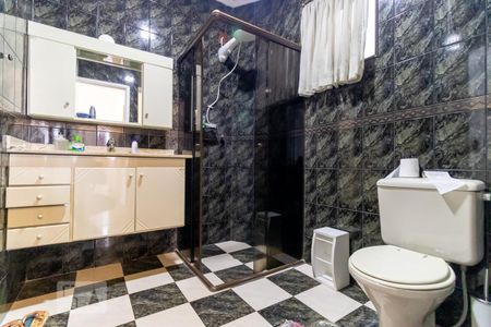 Apartamento para alugar com 130m², 3 quartos e 1 vaga Apartamento para alugar com 130m², 3 quartos e 1 vagaBanheiro social 2