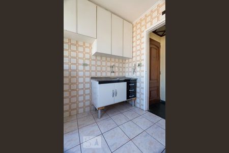 Apartamento para alugar com 67m², 2 quartos e 1 vagaCOZINHA