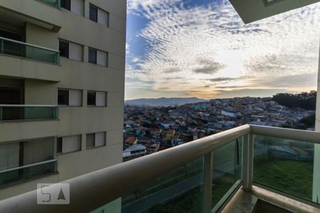 Apartamento para alugar com 3 quartos, 80m² em Jardim Las Vegas, Guarulhos